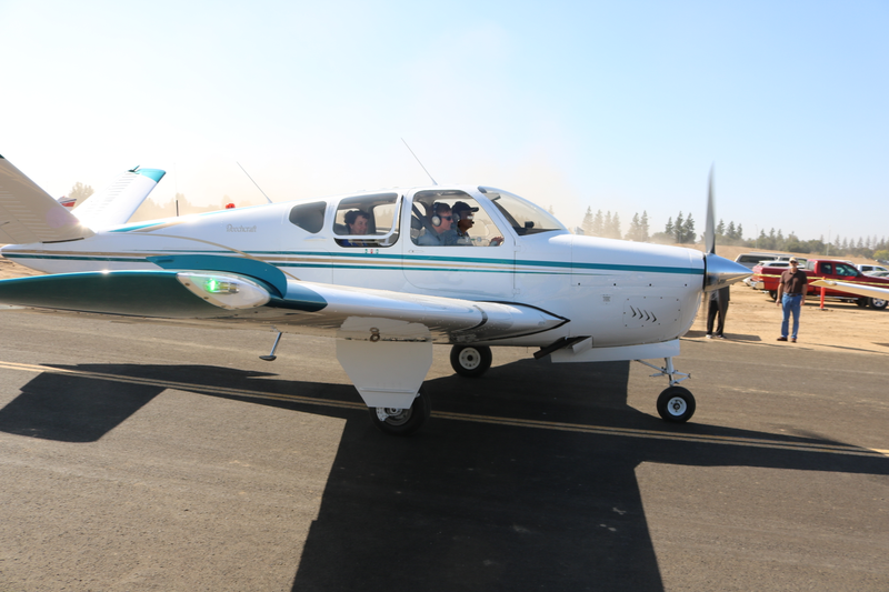 Illustration for article titled End O' Summer Fly In Car Show photodump - Part 2 - aircraft
